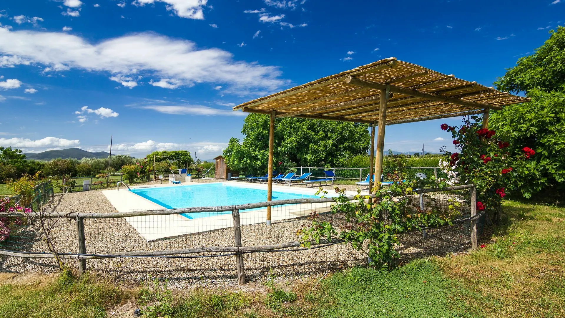 Agriturismo Il Roseto Macchiascandona Hotel
